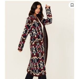 SHYANNE WOMEN'S SOUTHWESTERN PRINT LONG CARDIGAN